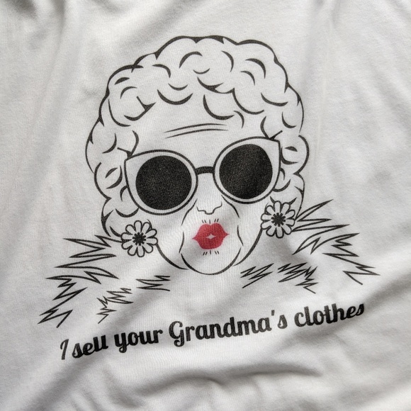 I sell your Grandma's Clothes Women's Graphic Tee - Picture 3 of 5